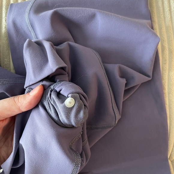 Lululemon wunder under size 8 leggings - Picture 5 of 5